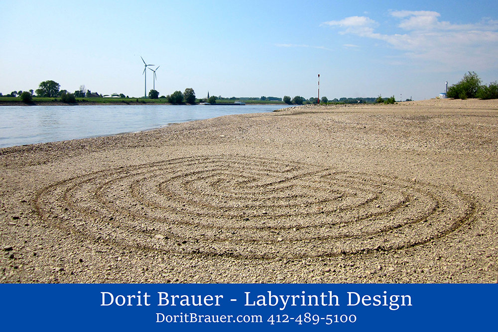 Share-Dorit-Rhine-Labyrinth